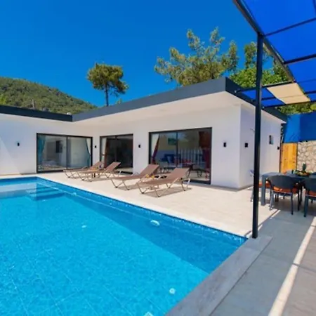 Goekkusagi / Kalkan 4*