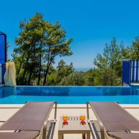 Goekkusagi / Kalkan 4* Kaş