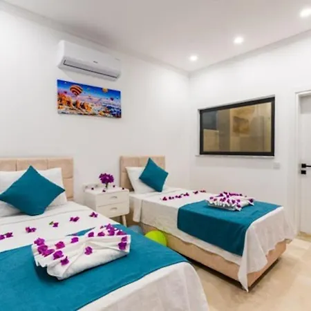 Goekkusagi / Kalkan ホテル 4*